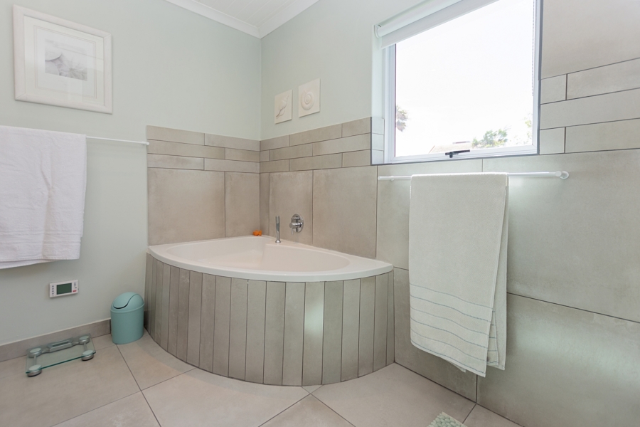 5 Bedroom Property for Sale in Port Owen Western Cape